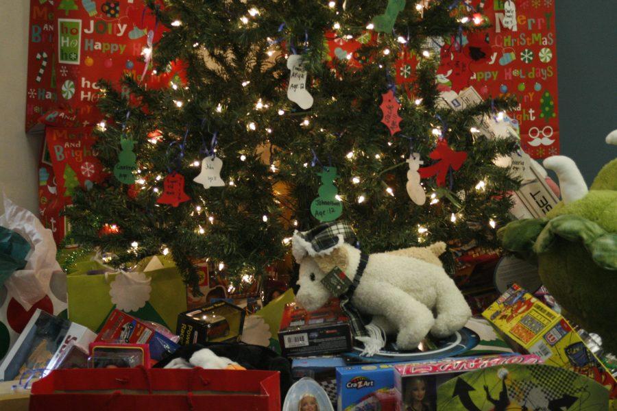 UHS Holiday Toy Drive: in the Season of Giving