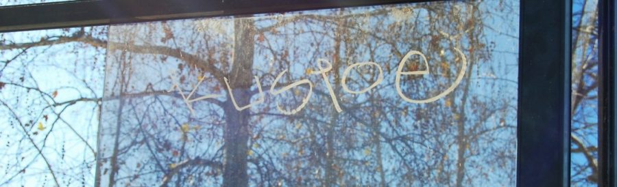 Recurring graffiti tag appears around UHS