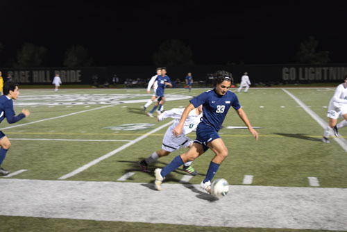 Shadman Shaker (Jr.) pushes past Sage Hill defender en route to the penalty area. (C.Chen)