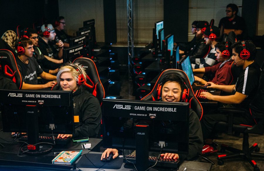 Robert Morris University students play League of Legends during a practice of the schools eSports program. (Andrew Rush/ Pittsburgh Post-Gazette/TNS)