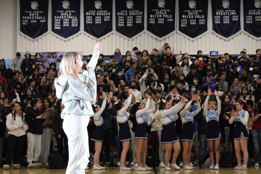 On+Jan.+27%2C+UHS+students+gather+in+the+Big+Gym+for+the+Winter+Sports+Pep+Rally.+The+pep+assembly+encouraged+students+to+be+enthusiastic+for+upcoming+games+and+bolstered+school+spirit.