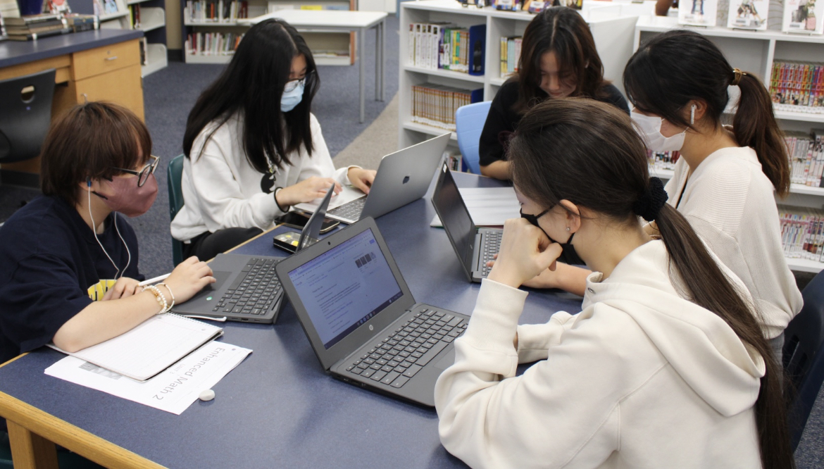 Students convene in the library to study for their AP exams. AP exam season will run from May 6 - 17, with over 25 exams being hosted across these two weeks at UHS.