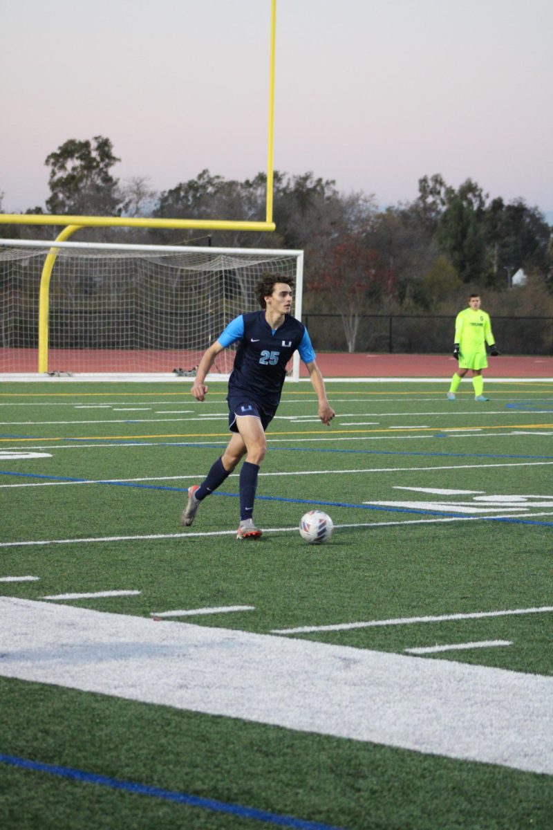 Boys Soccer Continue Winning Streak on Senior Night